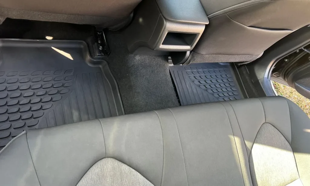 Sq0y1AKdSoiMr9IyFs5cgQ.1242x745