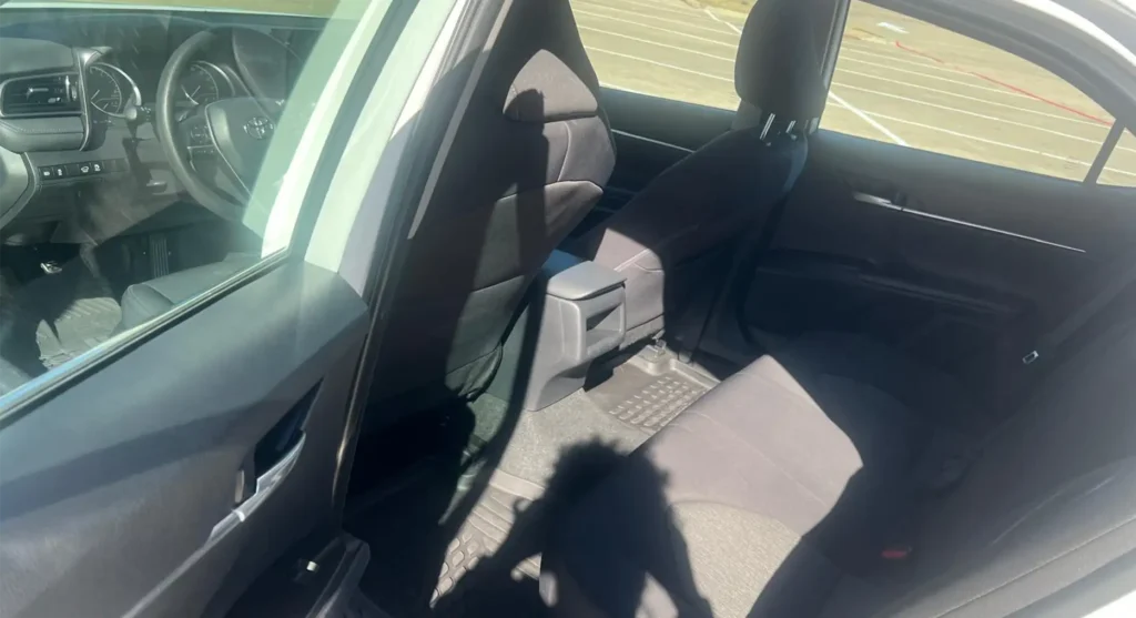 Toyota Camry White 2024 Img13